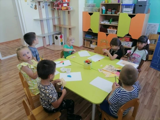 ✂️Сегодня у малышей детского сада «Солнышко» был настоящий творческий праздник! Ребята ...