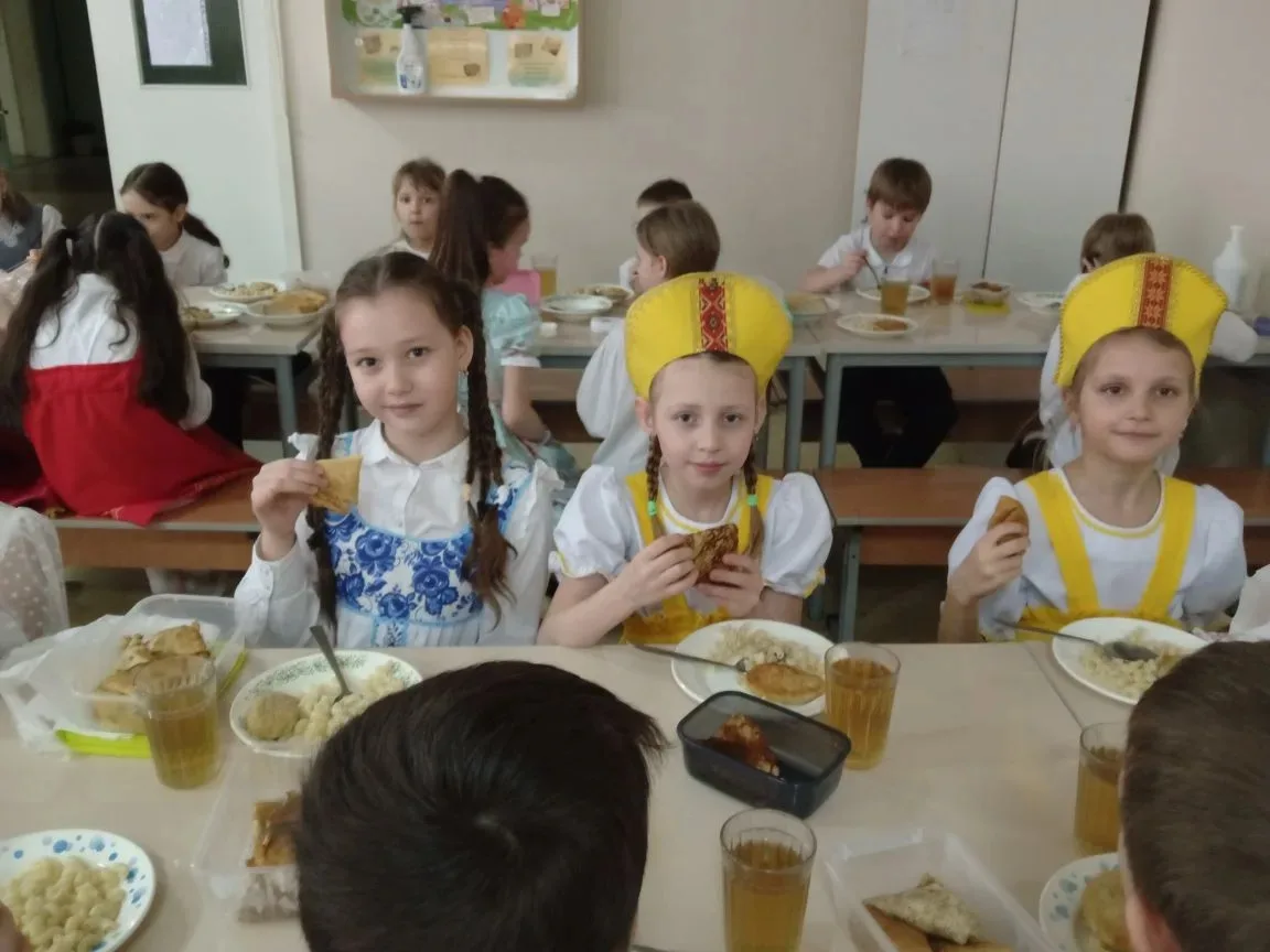 В нашей школе Масленица в самом разгаре! С четверга начинается «Широкая Масленица» — заключительный 