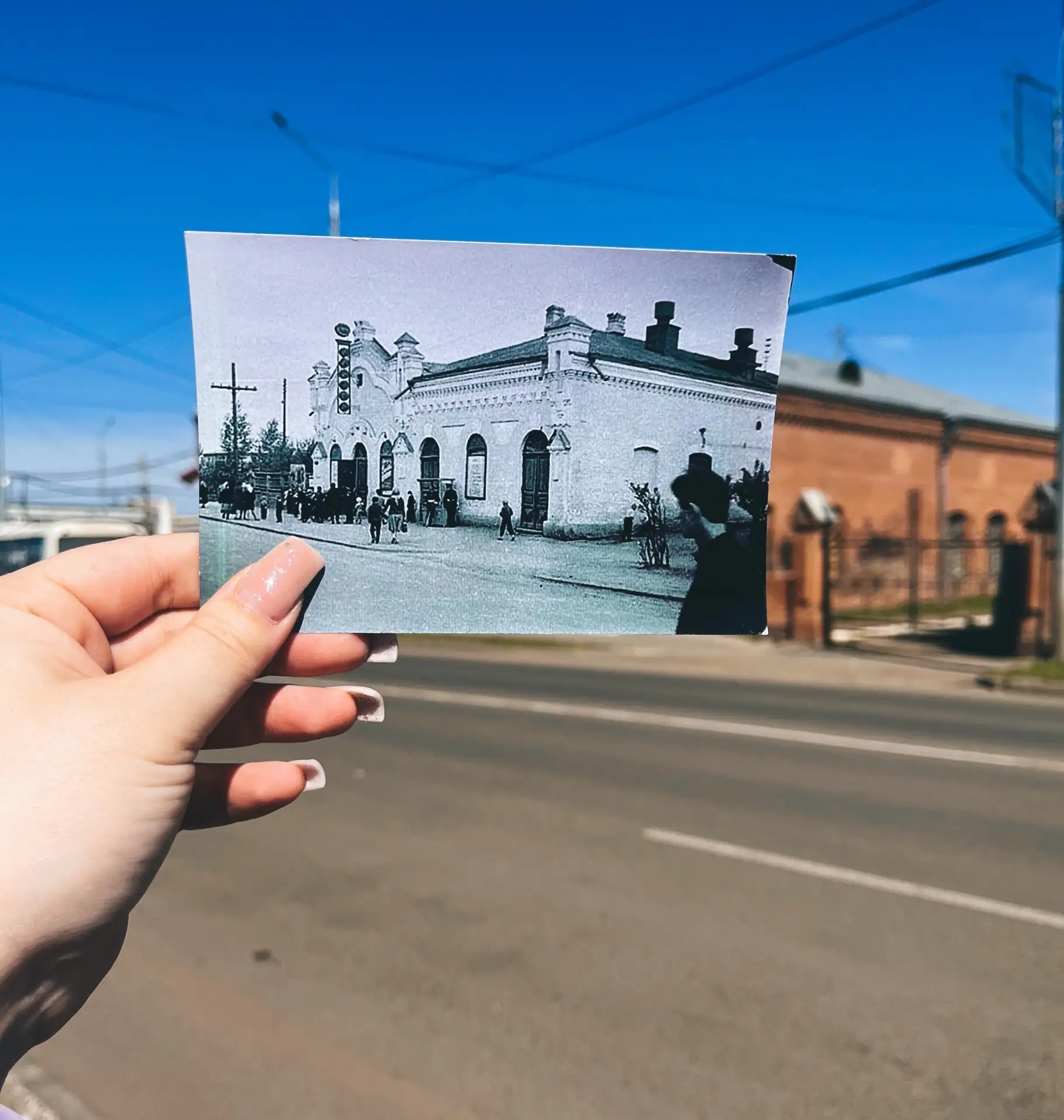 🏢 Угадайте, что это за здание?