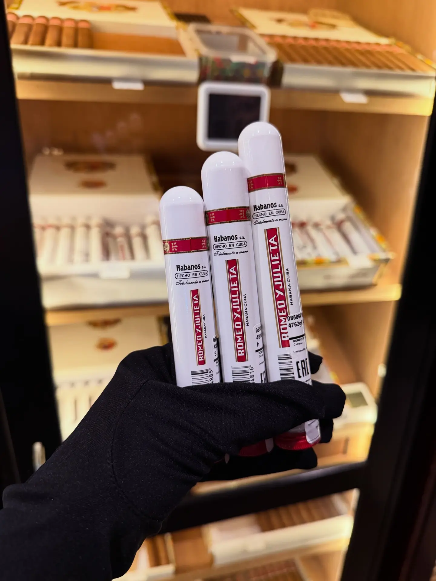 В чем разница между Romeo y Julieta №1, №2 и №3?