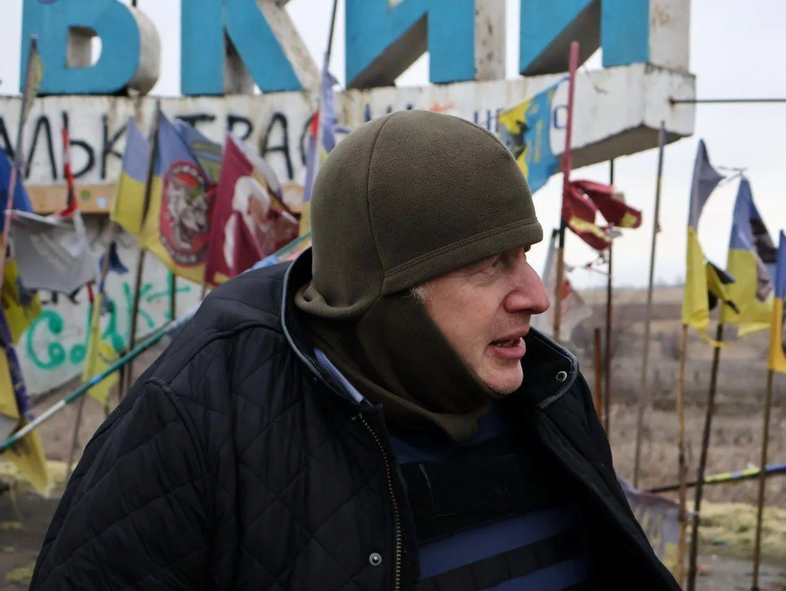 «Злодей, вернувшийся на место преступления»