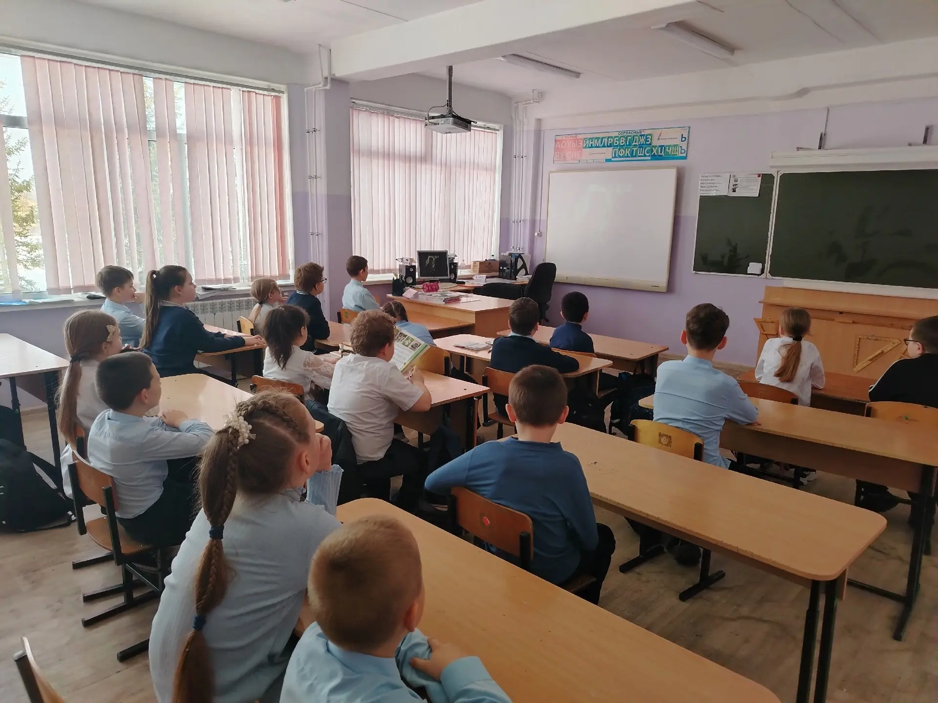Школа с. Засечное: «Лошадка для героя"          Киноуроки в школах России — это система воспитания, 