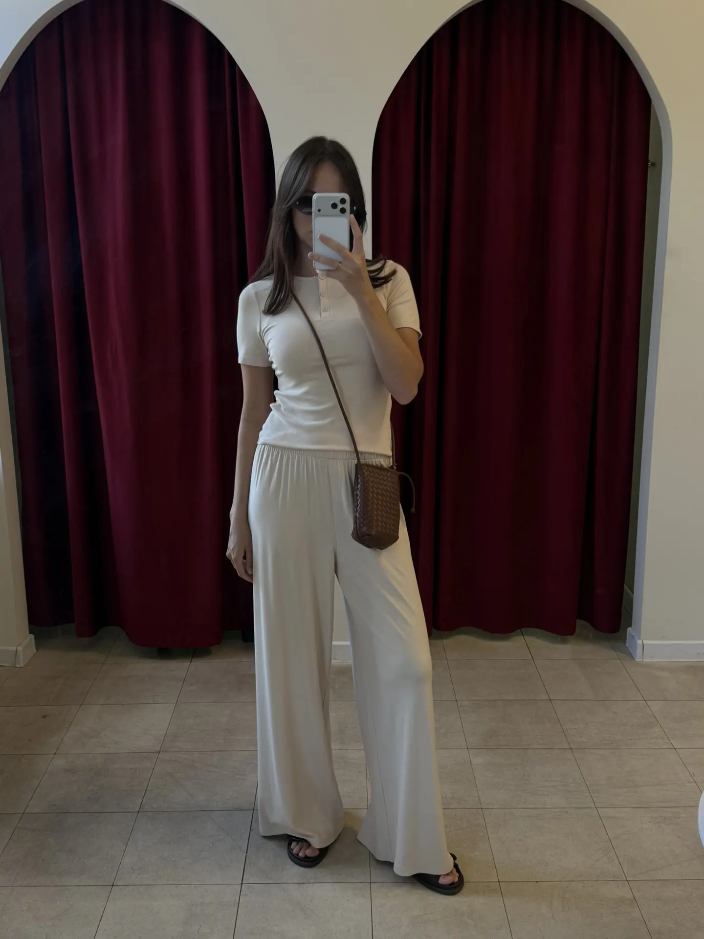 К нам приехали невероятно мягкие костюмы на лето🌸🫶🏻
Лёгкие и комфортные для прогулки🤗

▫️Костюм 