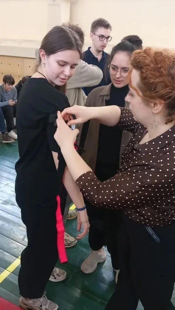 Оказание первой помощи — полезное умение! 🚑  Сотрудник компании ООО "Кадуцей" (эксклюзивный дистрибь