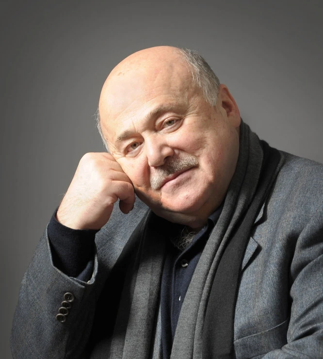 Александр Калягин поделился своими мыслями о важности режиссёрского образования: