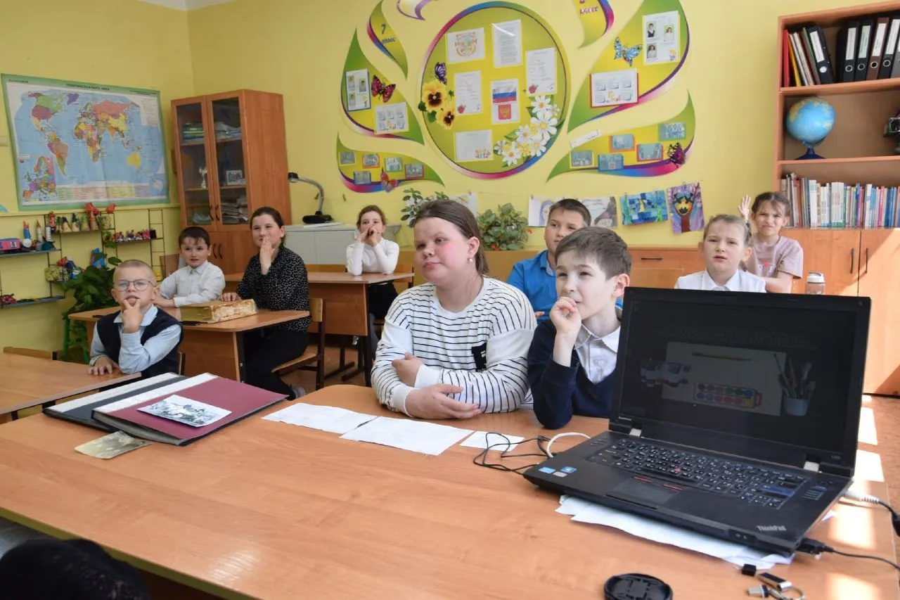 ✅️ «Артефакт моей семьи» — школьники делятся семейными реликвиями
