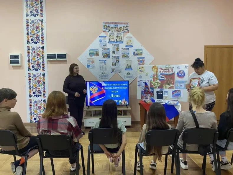 Ко Дню России в сельских домах культуры подготовили яркие познавательные мероприятия и творческие ма