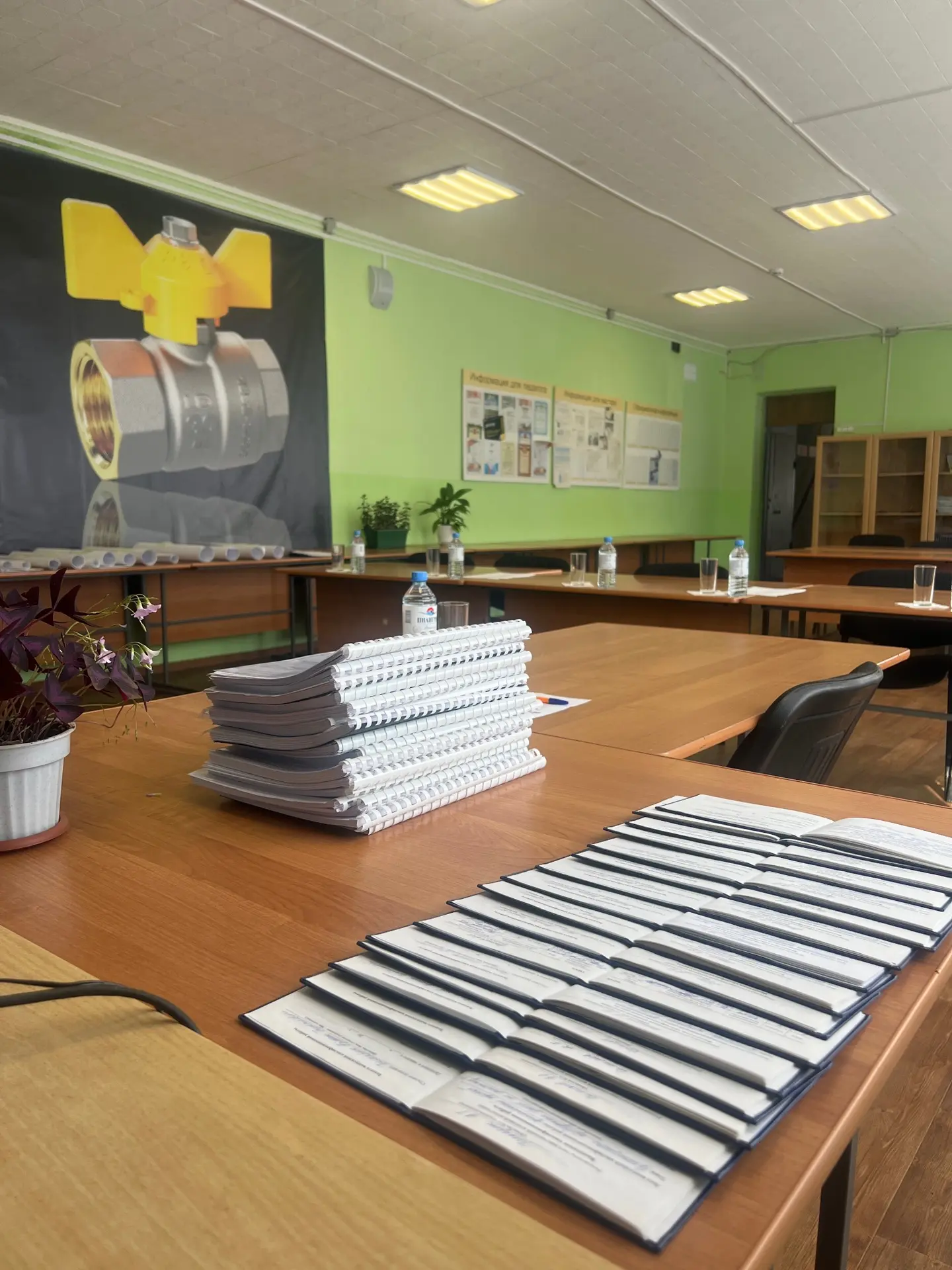 🎓 Торжественный момент и новая ступень в профессиональную жизнь! 🌟16 июня в ГБПОУ Челкит «Профи» у