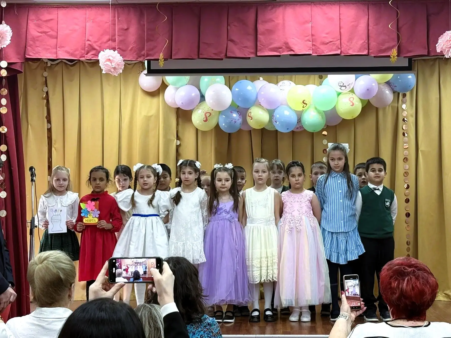 Праздничный концерт в пос. Александровская 🌸🎉  На учебной площадке посёлка Александровская прошёл тё