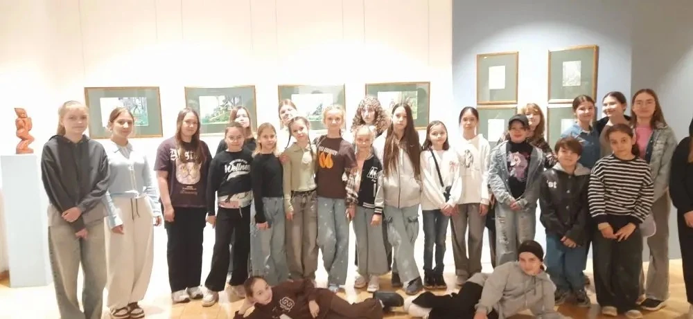 В рамках прохождения пленэра учащиеся писали Благовещенский собор   в Казанском Кремле. А, также, по