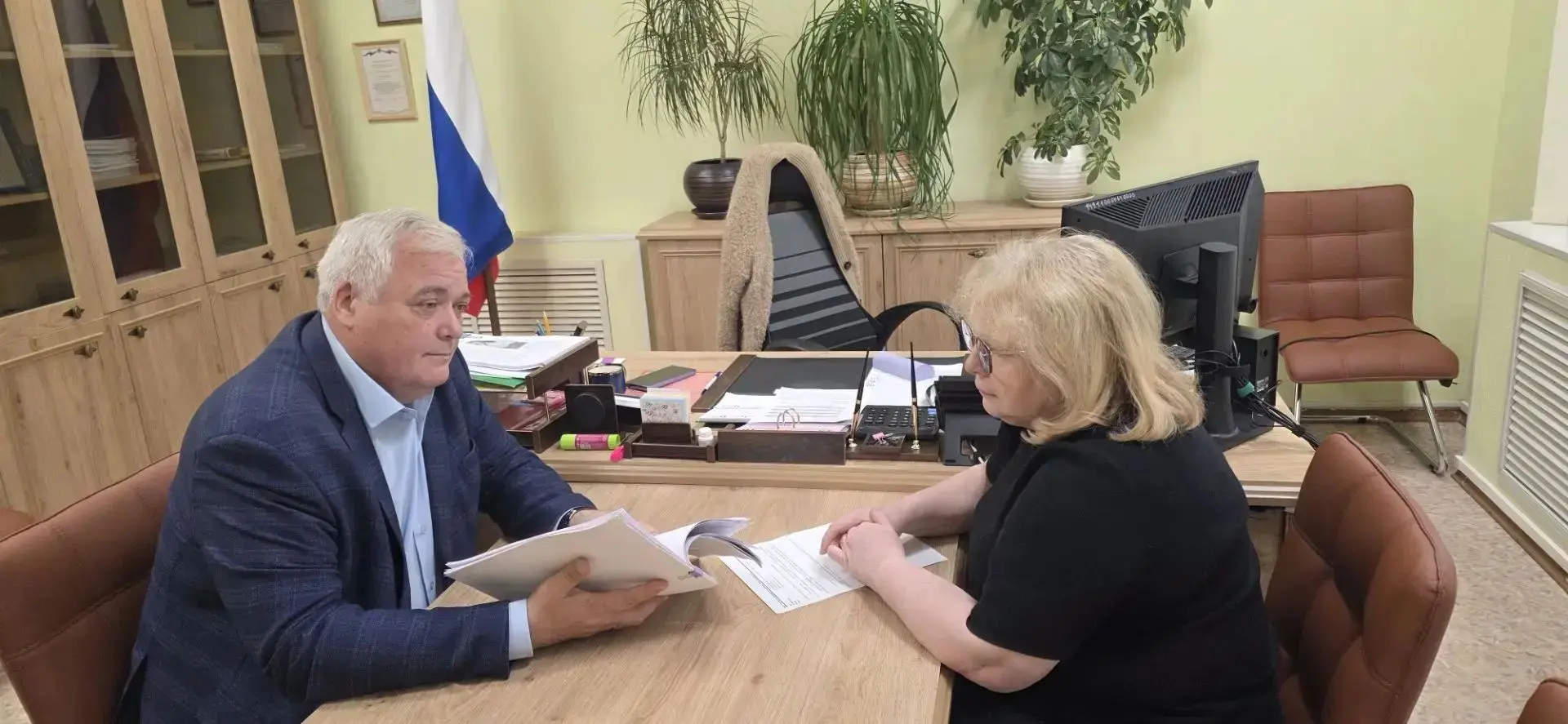 Уполномоченный по правам человека в Мурманской области провёл рабочую встречу с руковод...