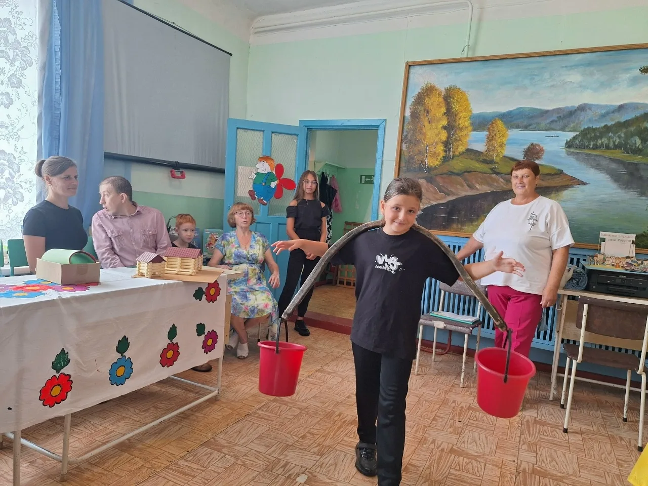 В Даурской библиотеке провели экскурс в историю – гости мероприятия совершили импровизированное путе