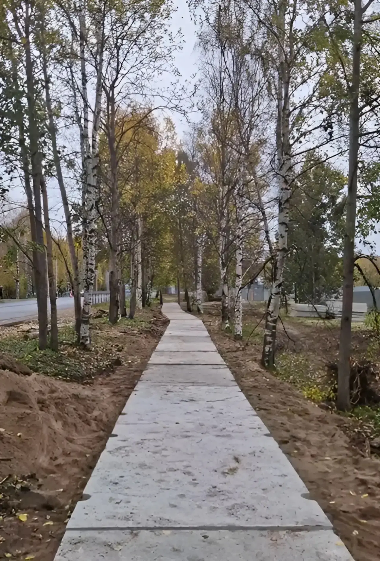 У госпиталя для ветеранов войн в Архангельске появился новый тротуар