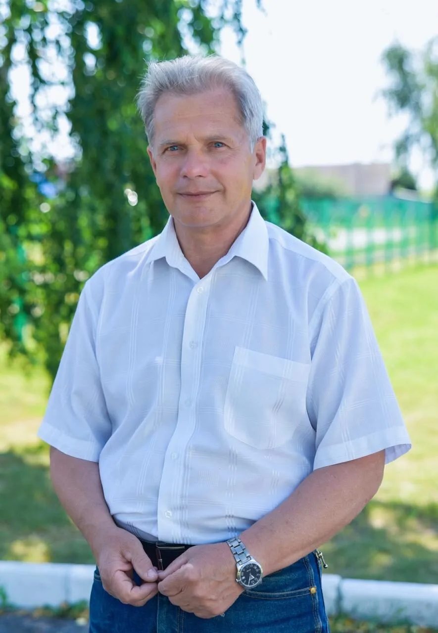 С Днём рождения, Василий Иванович! 🎂📐

Сегодня свой день рождения отмечает замечательный педагог, 