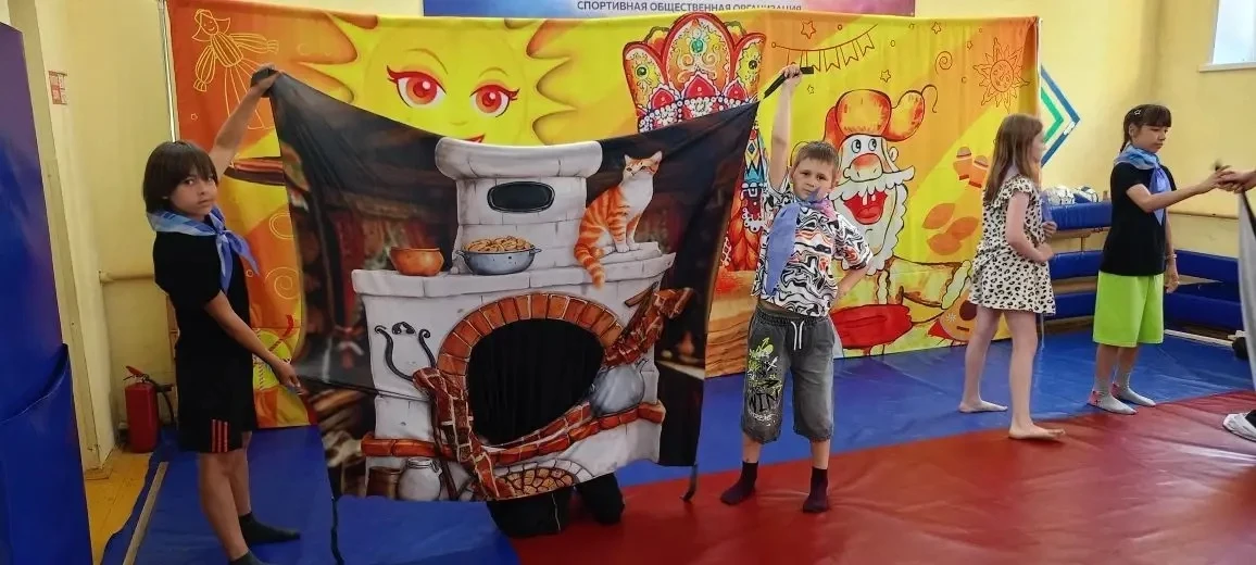 🎨 Вчера в лагере «Маленькая страна» прошёл Культурный день — «Путешествие в мир искусства»!

Каждый