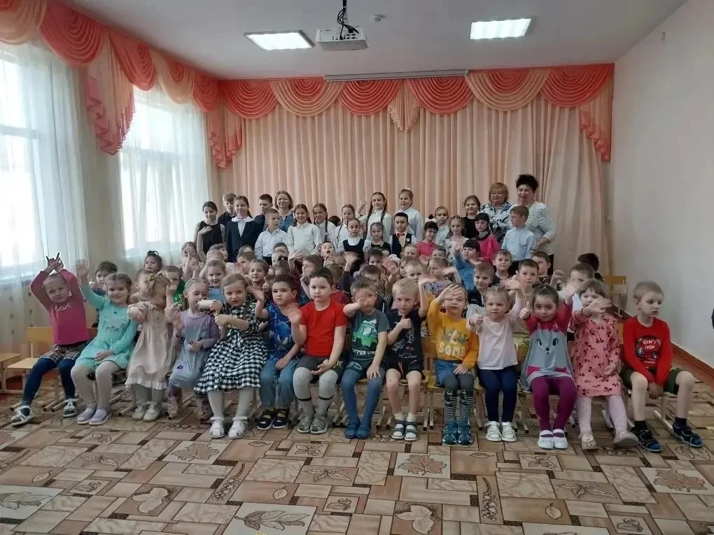 🎶Совместный концерт.                          В рамках взаимодействия с детской школой искусств в де