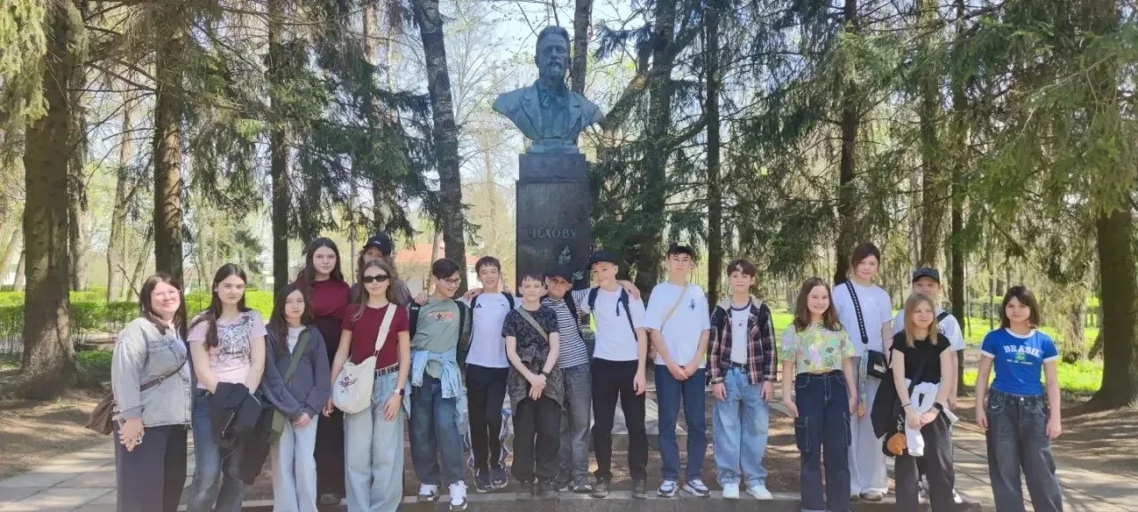 5 «М» — в гостях у Чехова в Мелихово 📖 Однажды на встрече 5 "М" класса с городской библиотекой и бес