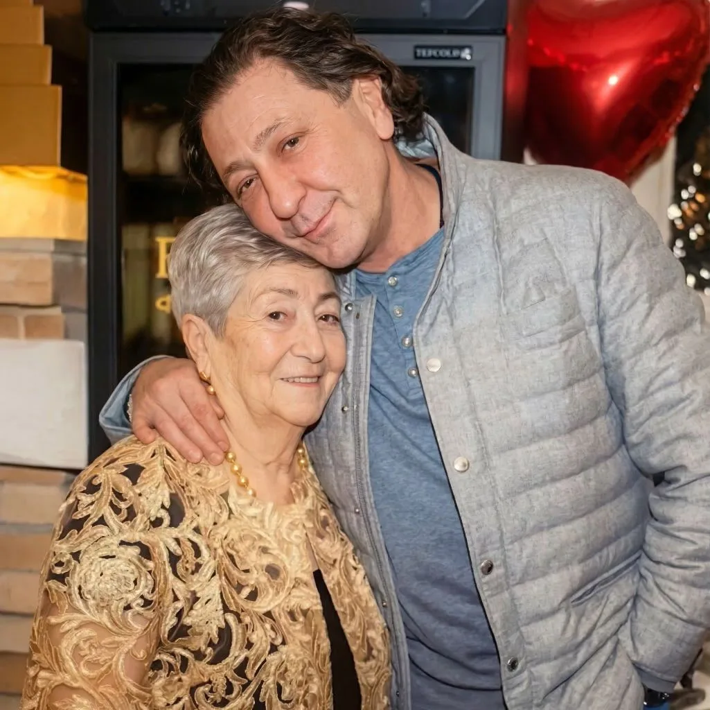 С днём рождения, Мама ❤️ С Юбилеем! 90 лет!!! Крепкого Здоровья!!! Спасибо за Всё!!!