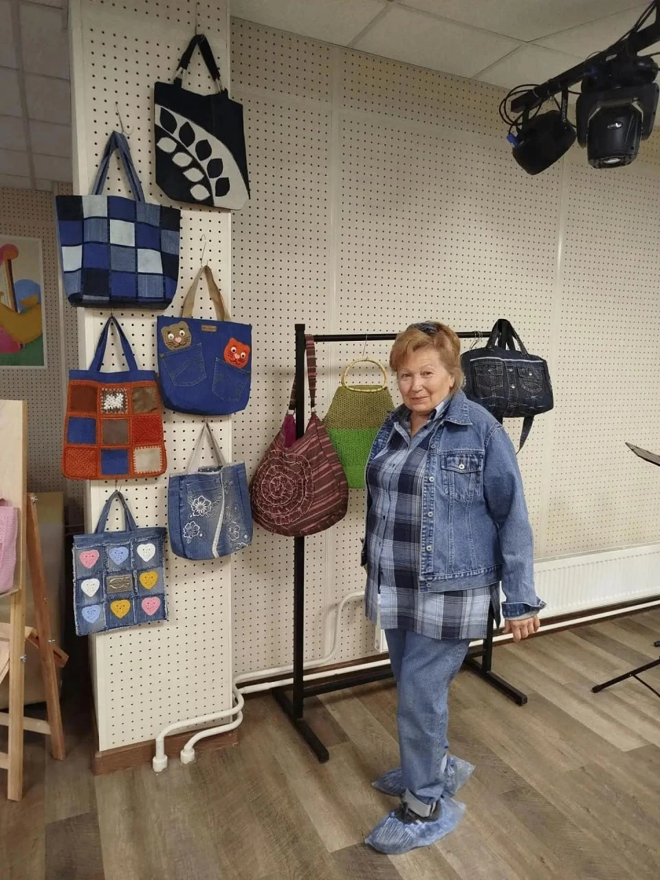 В Мариуполе открылась выставка творческих работ 🎨🧶