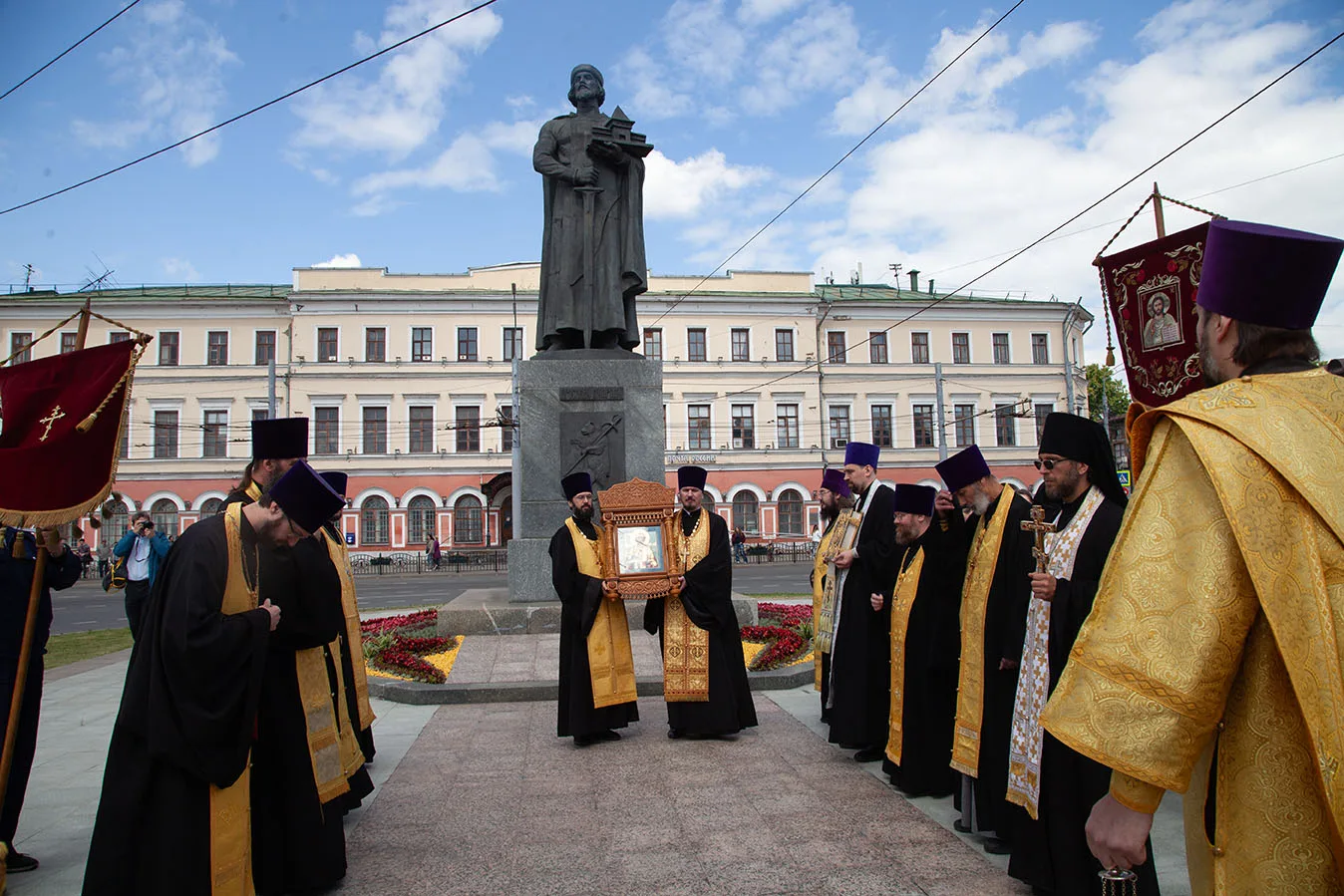 📌30 мая 2026 года празднование Дня города Ярославля началось с молебна, совершенного у...