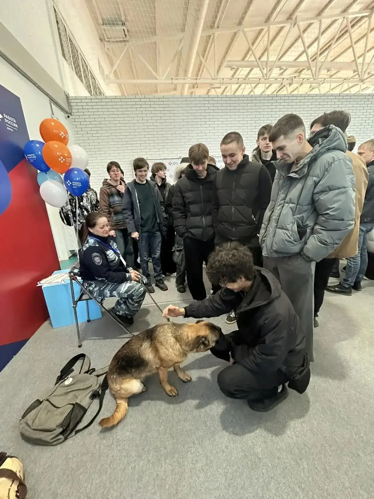 Время возможностей  17 апреля студенты Сургутского института экономики, управления и права посетили 