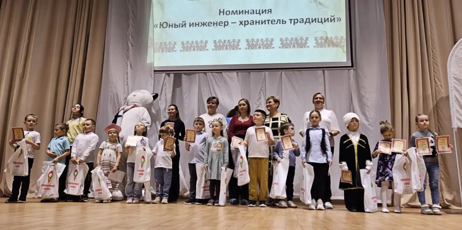 Завершился районный фестиваль-конкурс «Маленькие хранители большой истории».