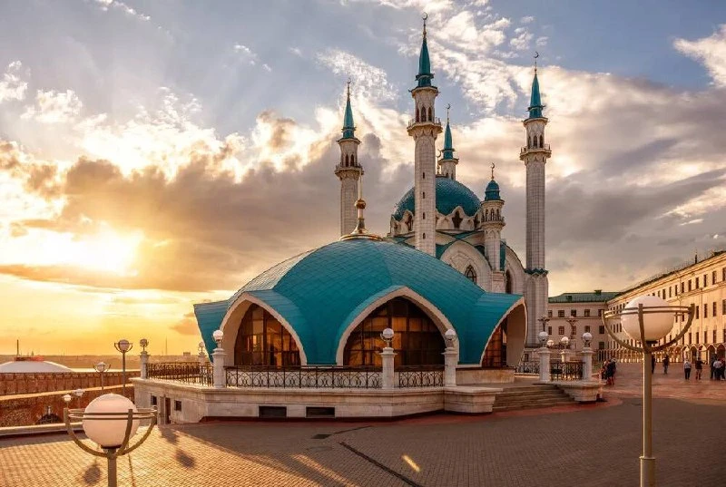 📆9-12 ИЮЛЯ
🌇Всего за 4 дня вы увидите три столицы: тысячелетнюю КАЗАНЬ, остров-град СВИЯЖСК и само