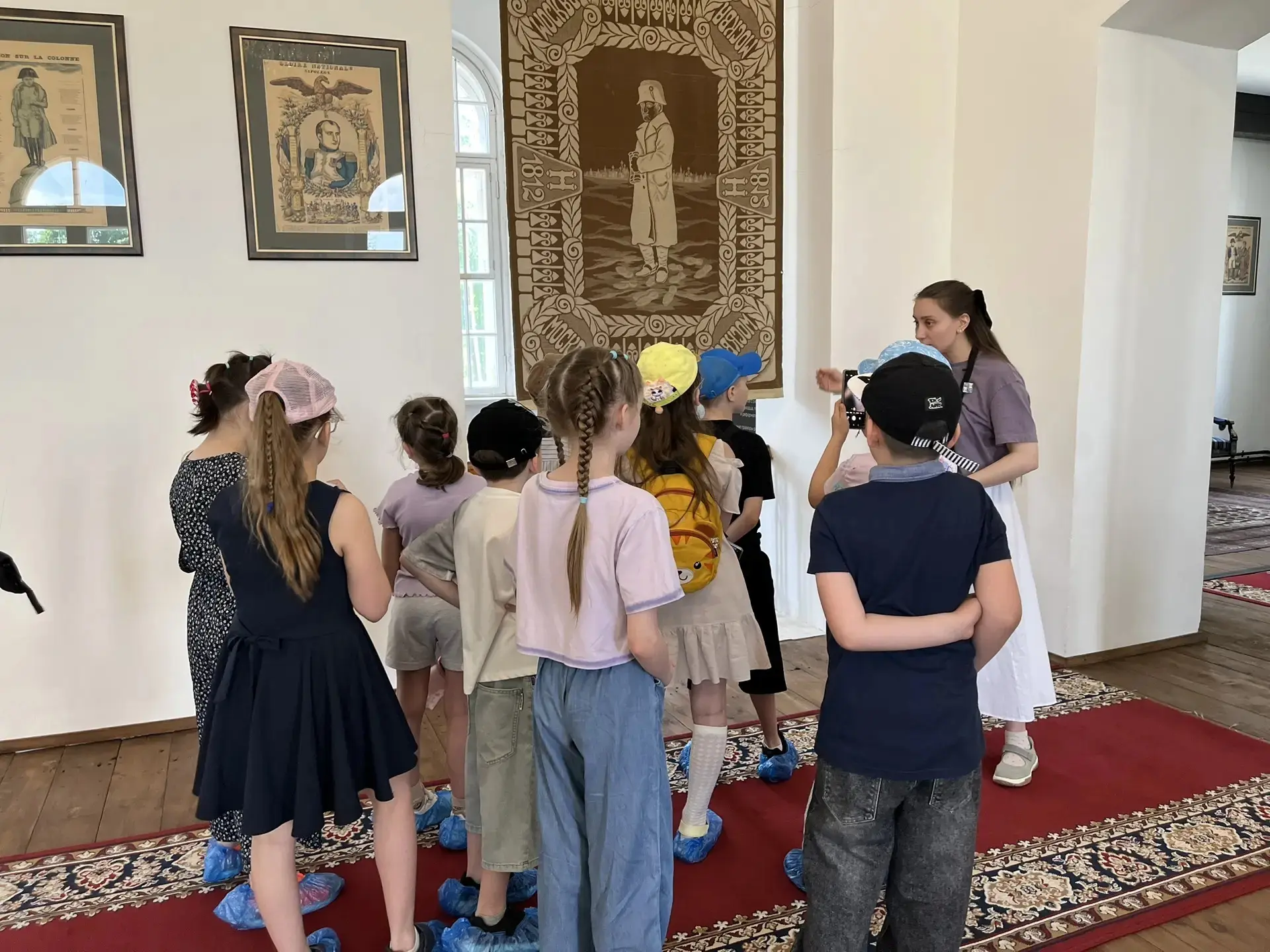 🏛️ ЛИЦЕИСТЫ В ГОСТЯХ У ИСТОРИИ: 2 «Б» в усадьбе Брюса! Сегодня обучающиеся 2 «Б» класса отправились 