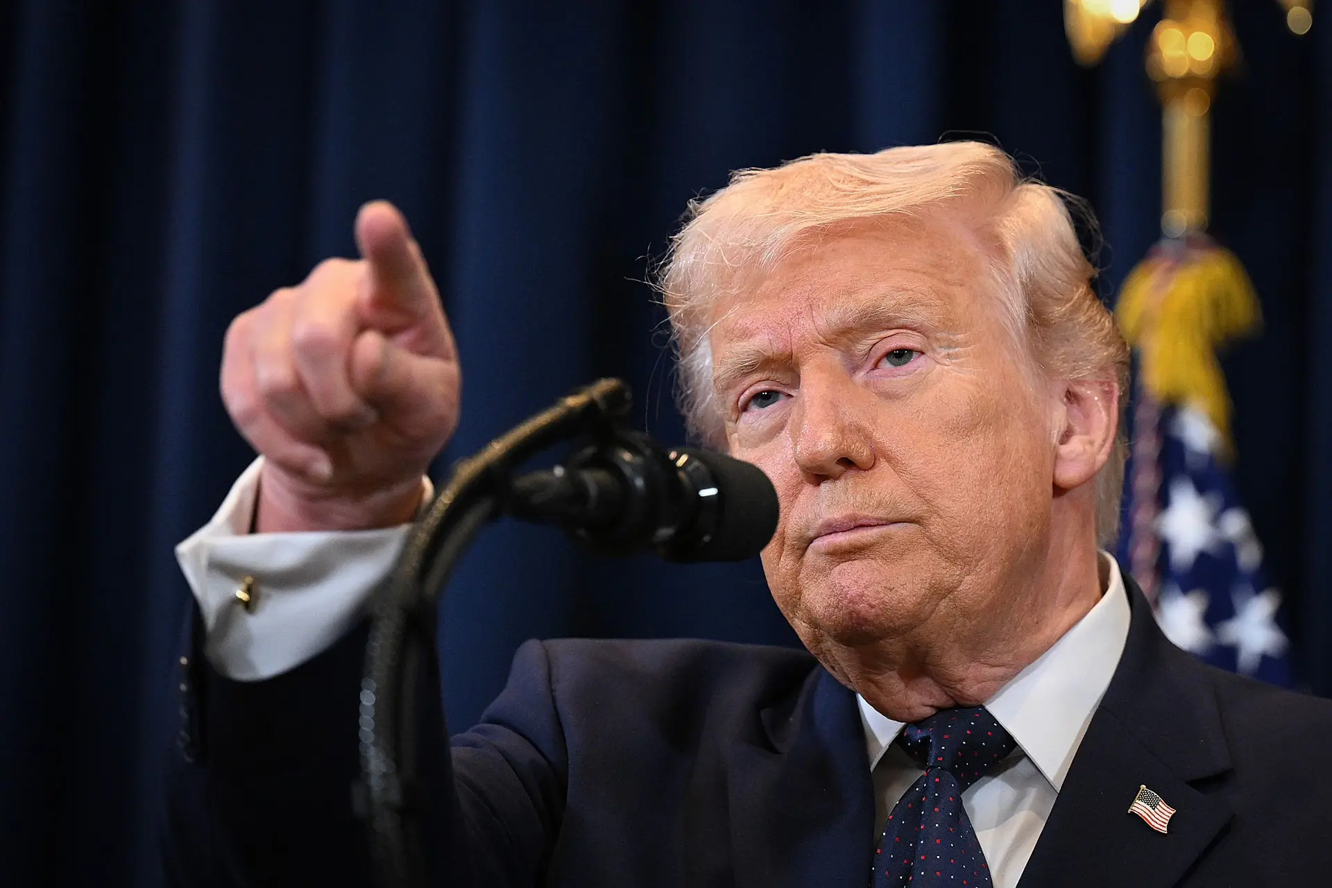 Трамп объявил о возобновлении судоходства в Ормузском проливе. Суда уже идут, некоторые с нефтью. По