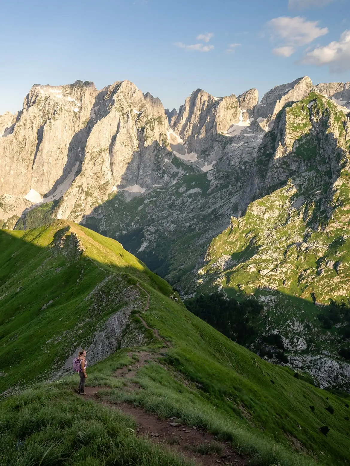 Прекрасные горные хребты Черногории и Албании 🏔️🍃