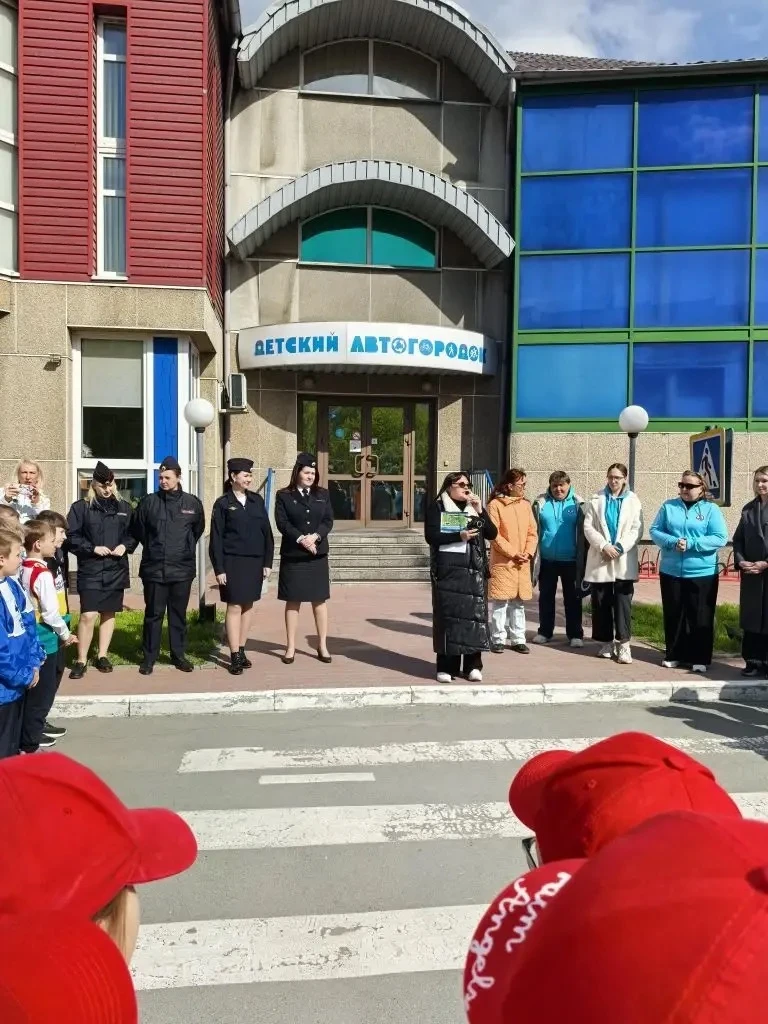 🏆 «БЕЗОПАСНОЕ КОЛЕСО»: 4В — В ШЕСТЁРКЕ ЛУЧШИХ В ГОРОДЕ!