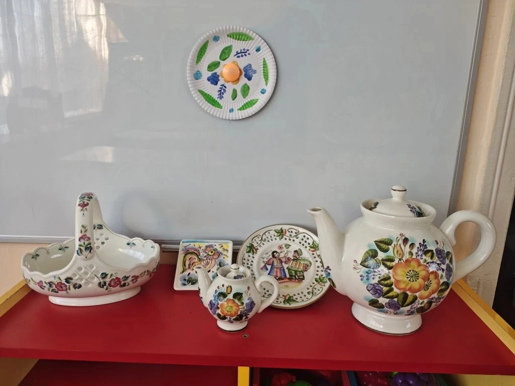 Удивительное погружение в мир Семикаракорской керамики! 🌸
