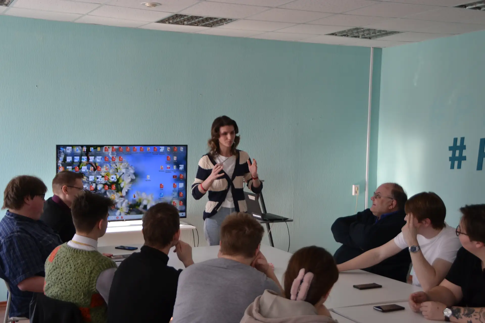 Круглый стол на СГФ 🗣️ 19 марта на социально-гуманитарном факультете состоялся круглый стол «Драма р