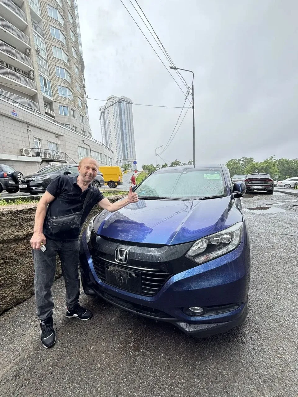 🎉 Ещё один счастливый клиент получил свой автомобиль!