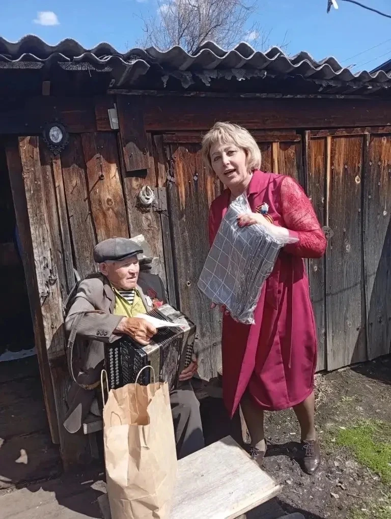 В Голуметь приехала помощь от «Маминых нитей»   Благотворительный фонд «Спаси и сохрани» при Харламп