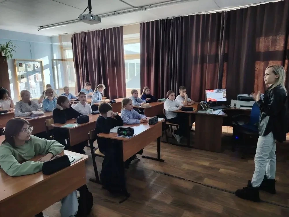 Декада по профориентации продолжается 😌  Сегодня мы с огромным интересом пообщались с Натальей Юрьев