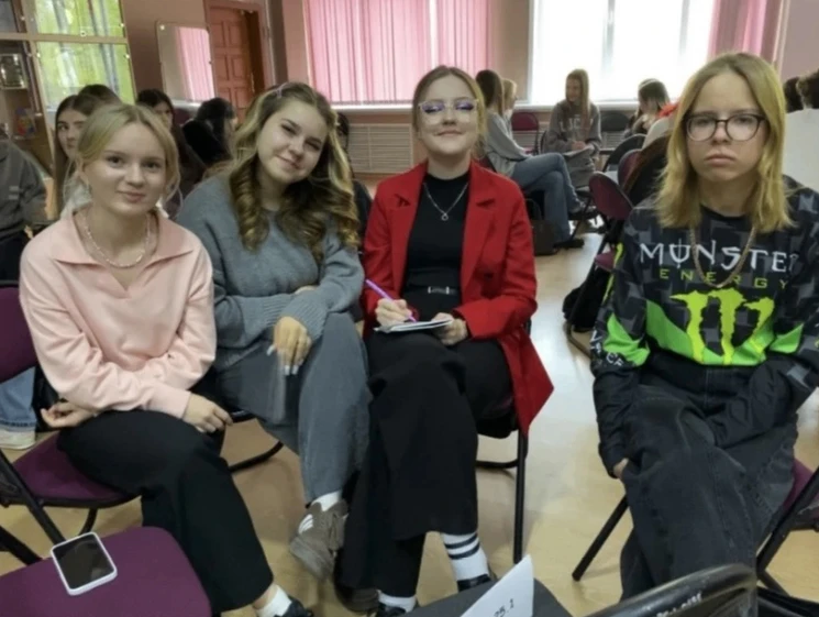 Интеллектуальный квиз «Недетские игры»: профилактика с азартом