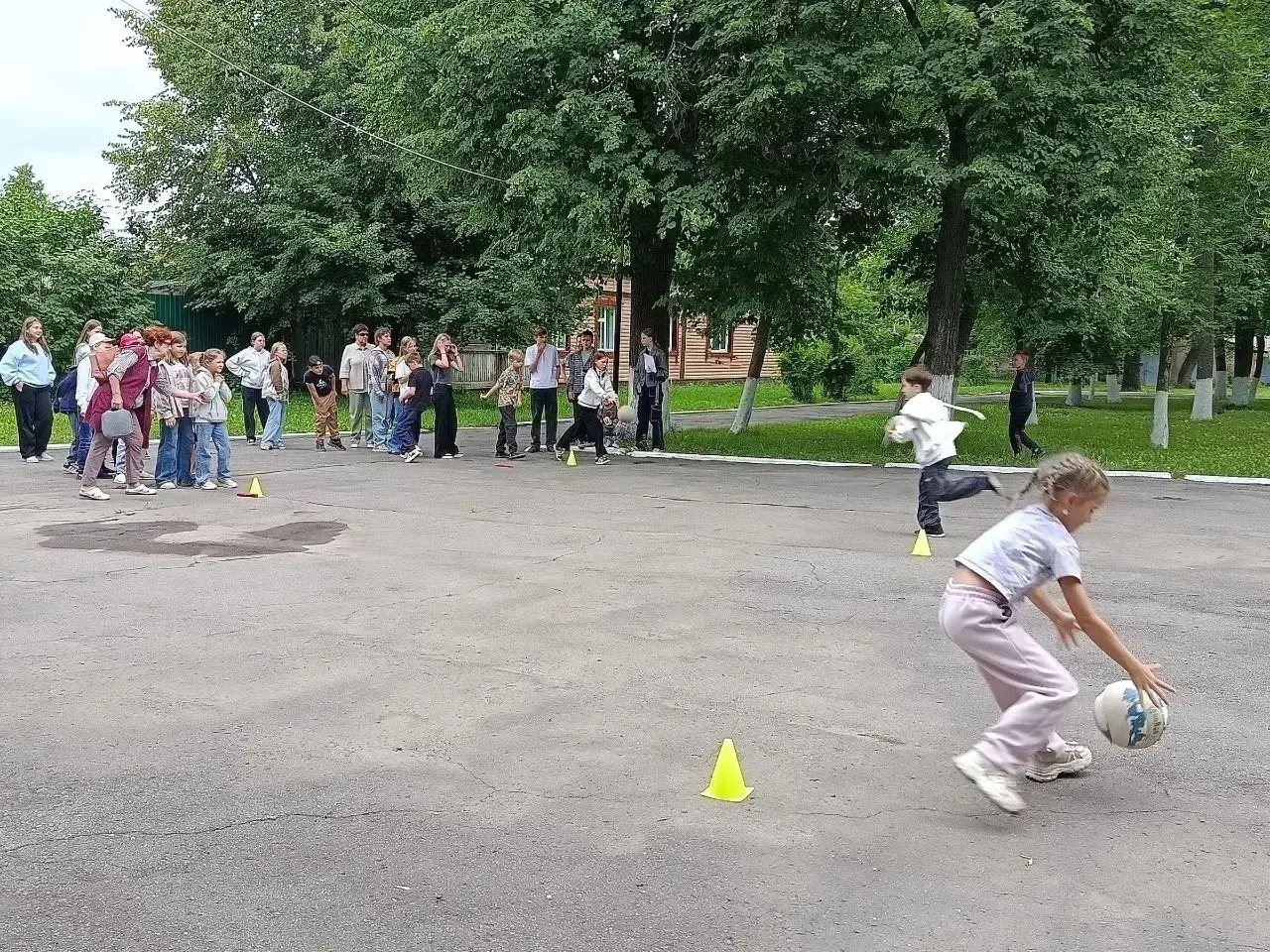 🏃‍♂️🏃‍♀️ Быстрее, выше, сильнее: в лагере «Улыбка» прошёл спортивный праздник 🎉⚽

Сегодня в нашем