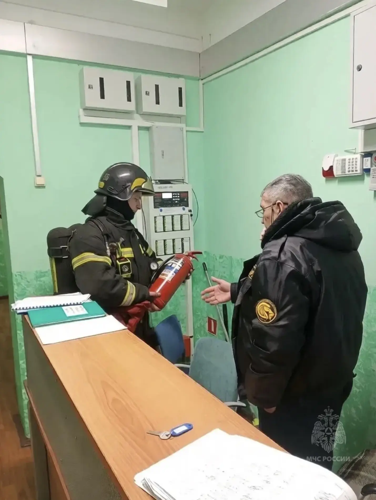 🔘Безопасность в образовательных учреждениях на контроле МЧС России   Дежурный караул 56 ПСЧ Управлен