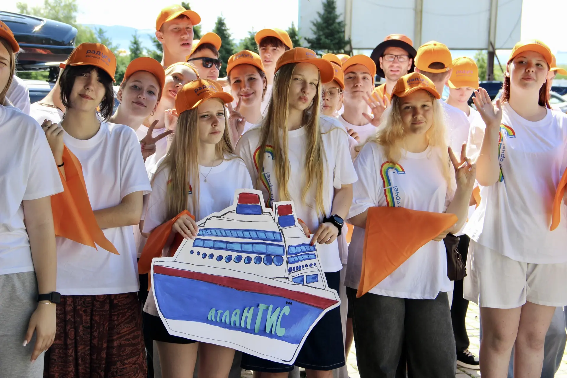 ПОДНЯТЬ ПАРУСА! 🛳️🚩 Торжественная линейка открытия 4-й летней смены «Больше, чем круи...