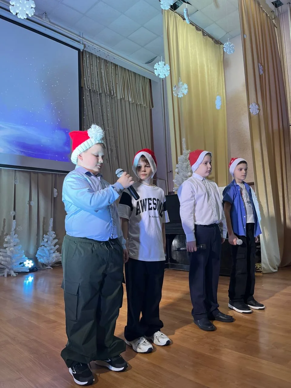 Новогодняя сказка состоялась!❄️  В течение нескольких дней наши ученики погружались в атмосферу волш