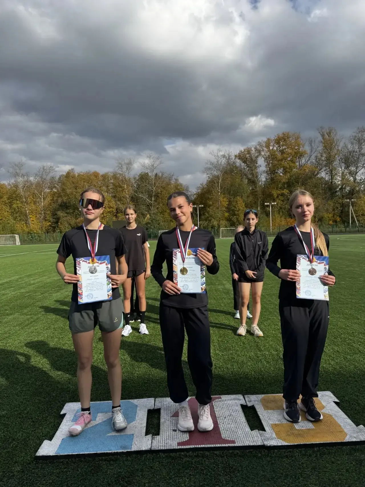 🏃🏻‍♀️🏃🏻‍♂️ 22 и 23 сентября на стадионе Спартак прошли Соревнования по лёгкой атлет...