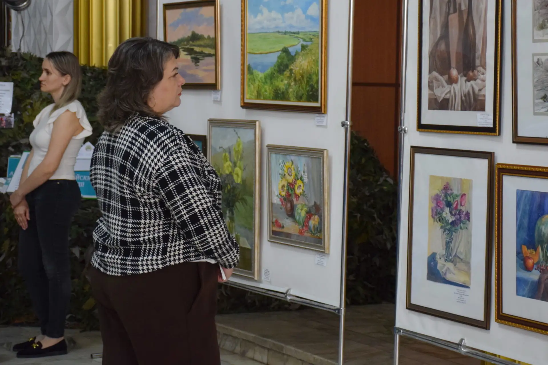 Таланты Кубани — во славу России  В фойе районного Дворца культуры царила праздничная атмосфера — го