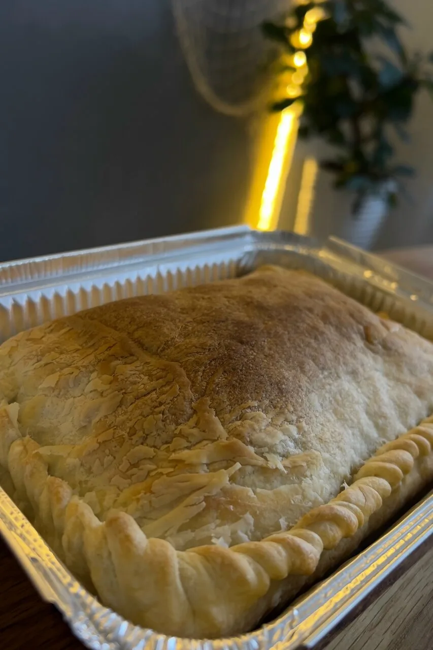 Пирог с капустой готовый 😋