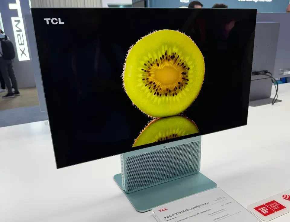 🖥 TCL представила новые мониторы и 8K 3D-прототип