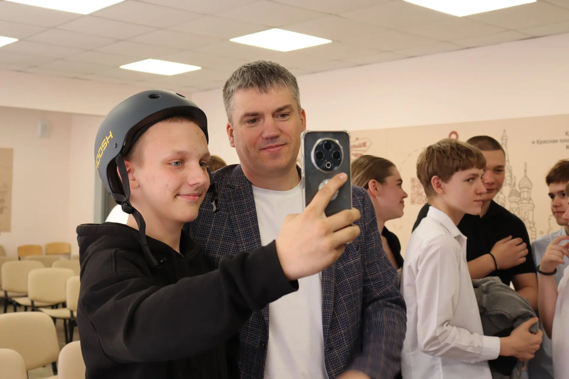 🚗В Барнауле стартовал цикл встреч со школьниками, посвященных дорожной безопасности  Вчера, 7 апреля