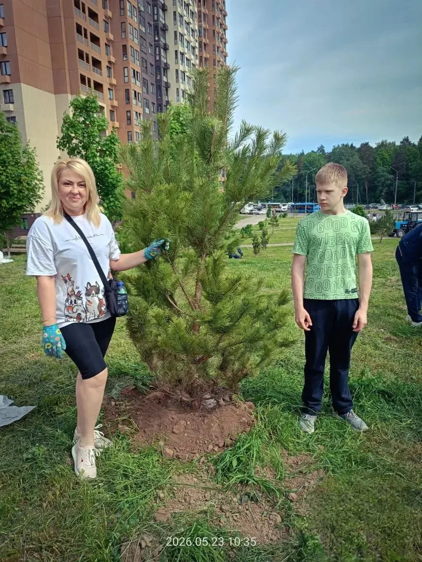 На фотографиях запечатлена по-настоящему дружная и сплочённая команда! Очень приятно видеть, как сот