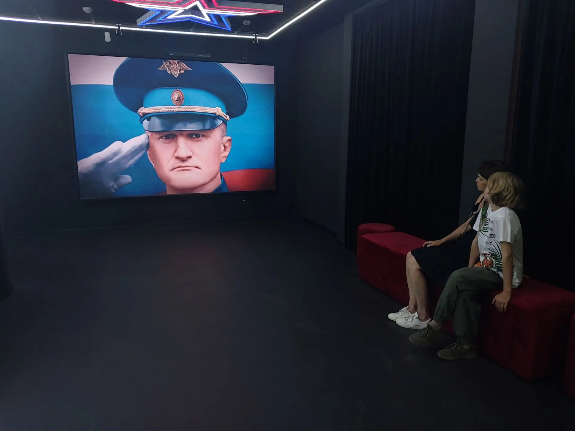 Последний летний месяц дарит не только тепло, но и особенную радость — радость от встре...