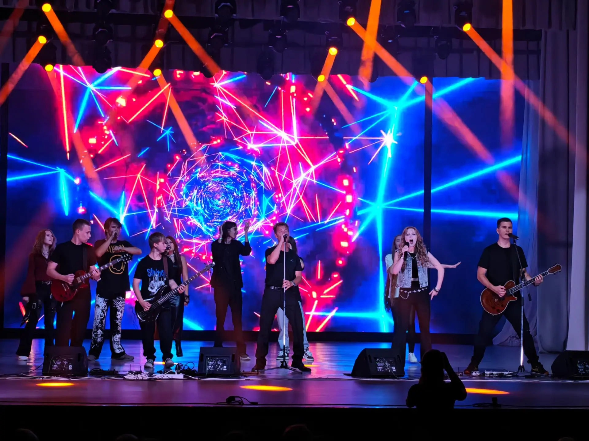 🎸🥁  «Рок-выпускной» районого рок-клуба прошёл вДоме культуры!🎸🤘