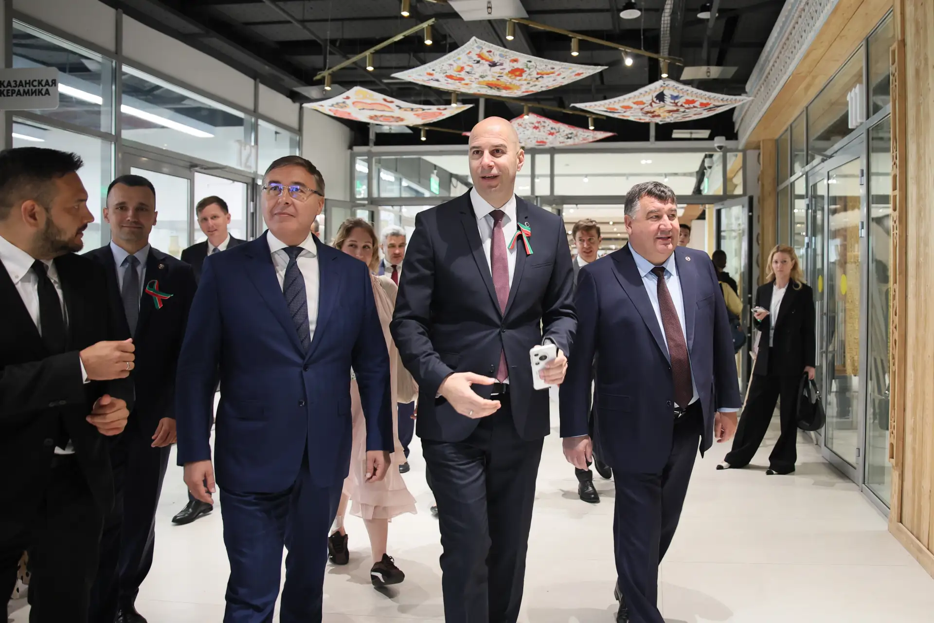 🔝🏛️ Ректор КФУ принял участие в торжественной встрече с гостями V Казанского глобальн...